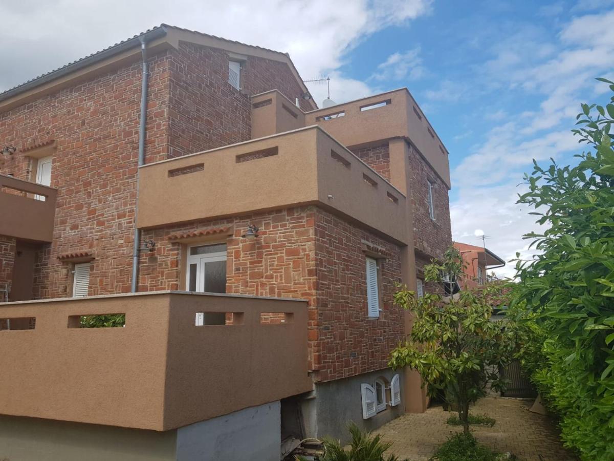Allure Apartment Kornić Exteriér fotografie